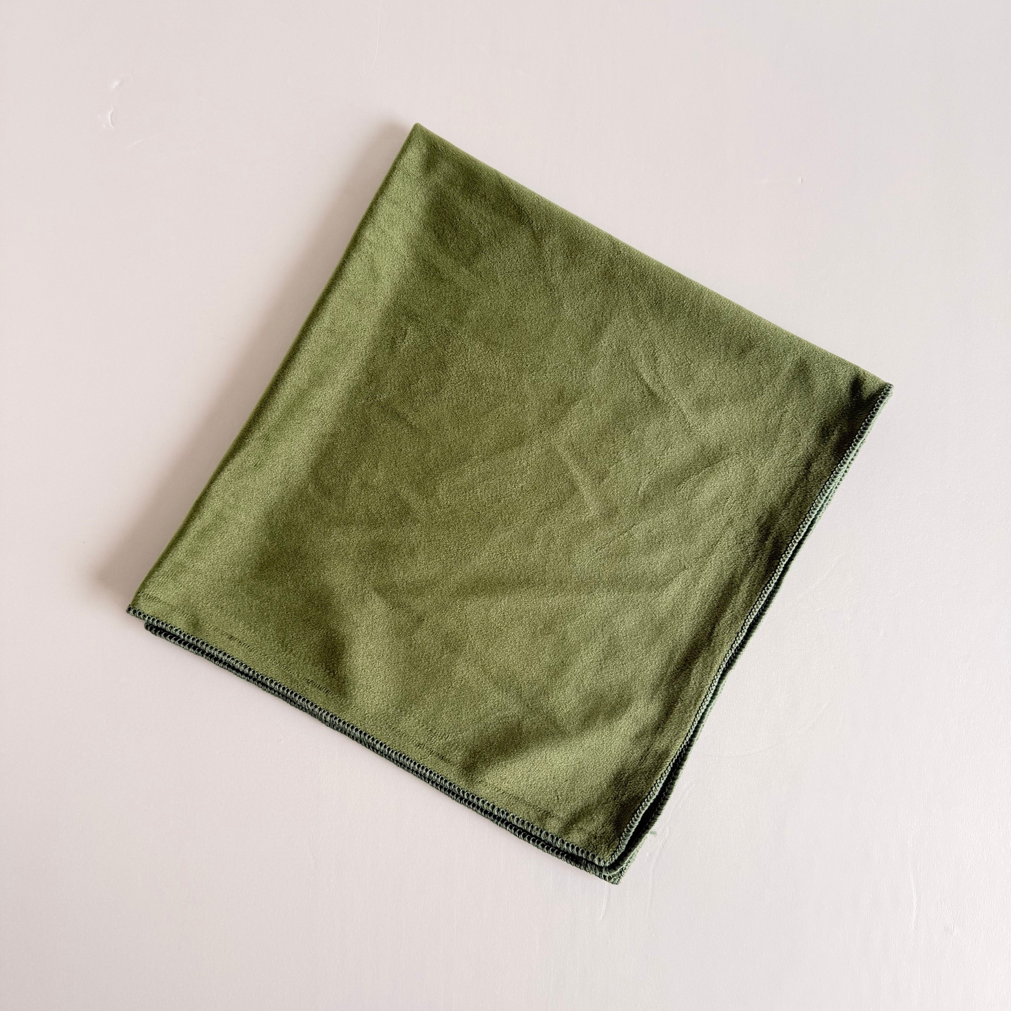 The Fleetwood Velvet Dinner Napkin