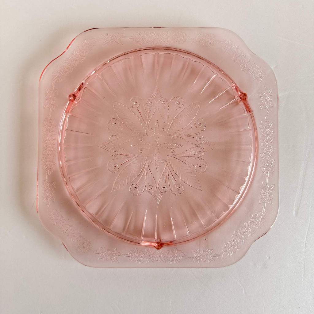 The Stevie Pink Cake Stand